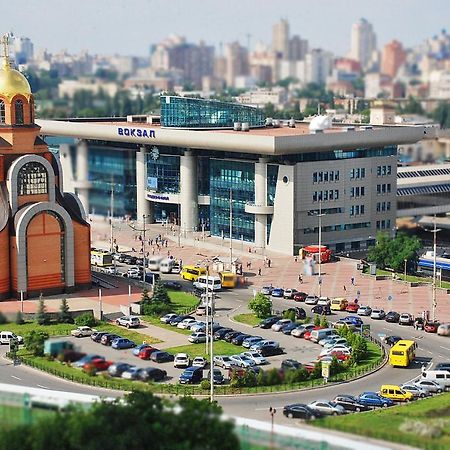 Apartament On Vasylia Lypkivskoho 24 Kiev Bagian luar foto