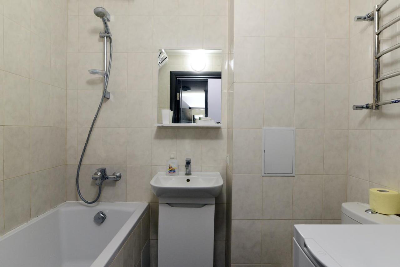 Apartament On Vasylia Lypkivskoho 24 Kiev Bagian luar foto
