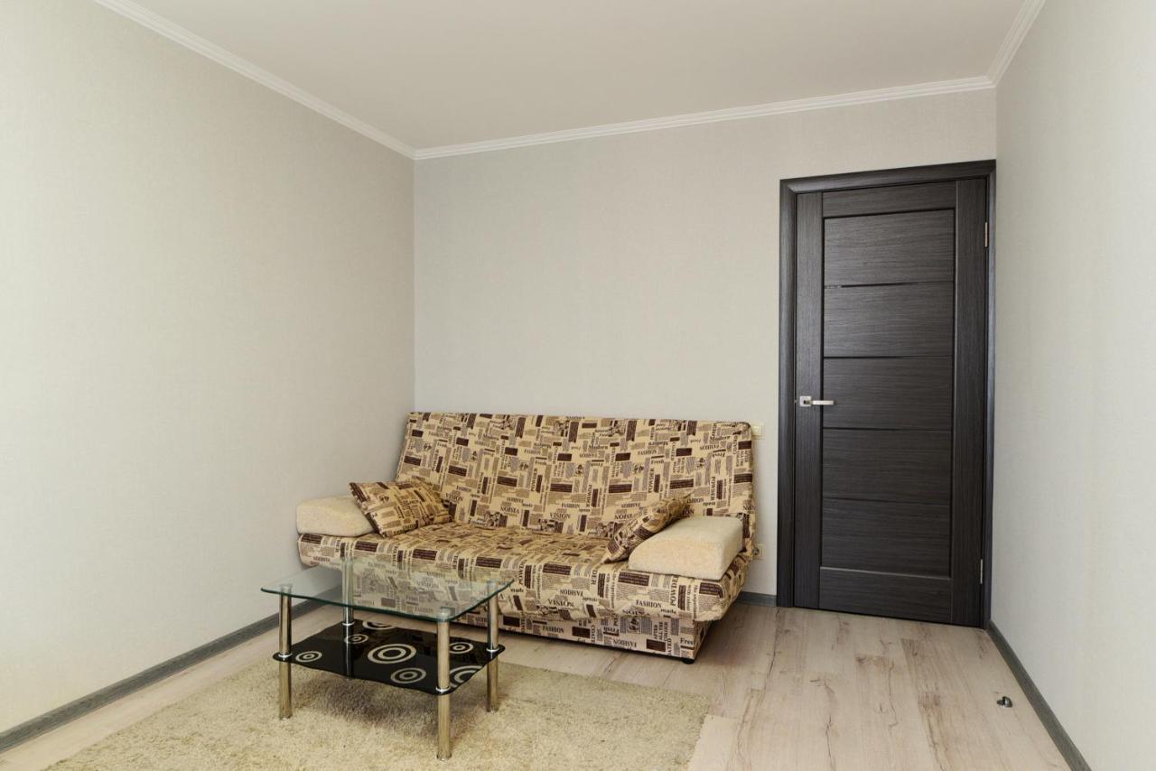 Apartament On Vasylia Lypkivskoho 24 Kiev Bagian luar foto